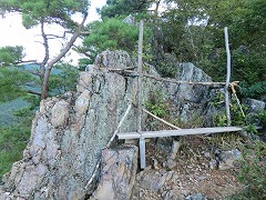 障子岩のベンチ